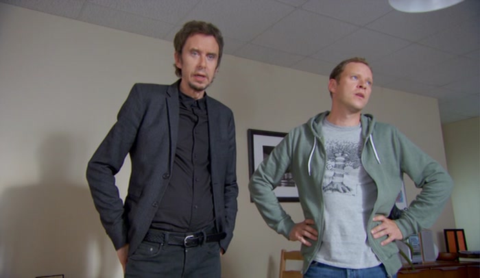 - THAT I'M NOT TALKING TO HIM. - OH, MATE, NOT NOW. 