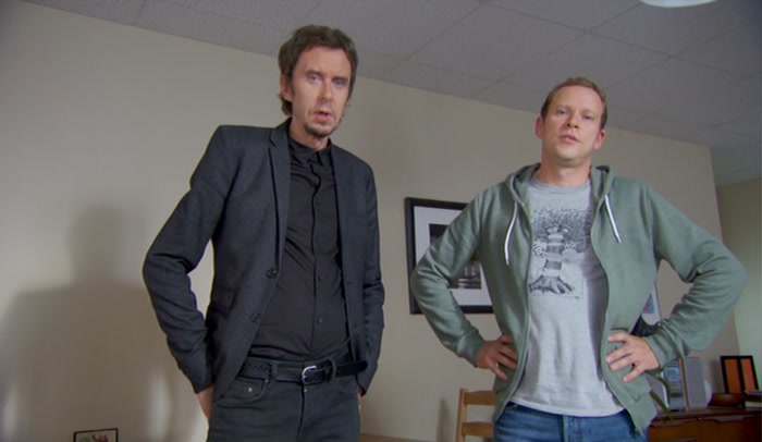 - THAT I'M NOT TALKING TO HIM. - OH, MATE, NOT NOW. 