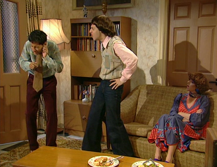 - OH, RIGHT! - OOH! NO! NO! 