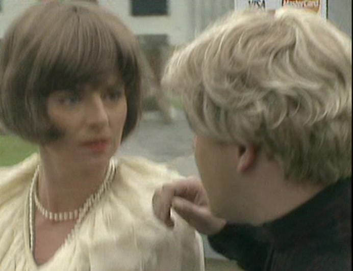 - I LOVE YOU. - WATCH OUT! HENNETY! 