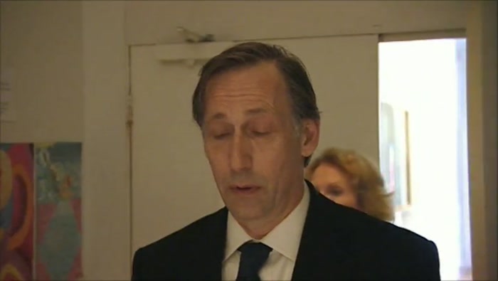 - MR ABBOT. - (GLENN) GREAT. YOU'RE ON. HERE WE GO. 