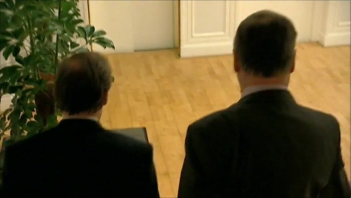 - (HUGH) OH, GREAT. - A SUNDAY WALK WITH THE FAMILY, 