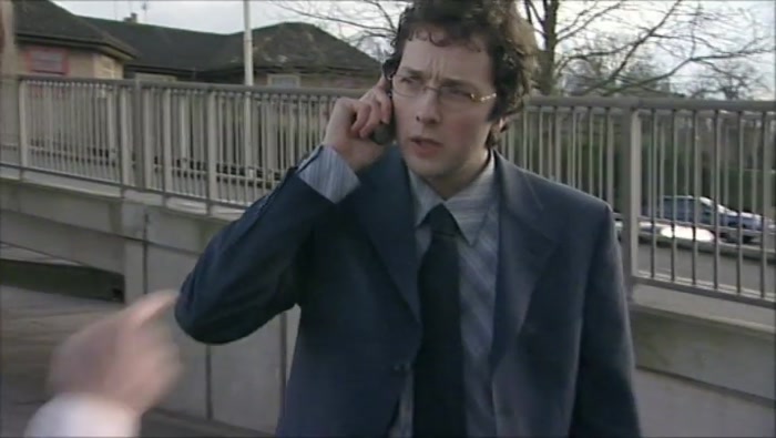 - NO. - WHAT'S GOING ON, OLLY.? 