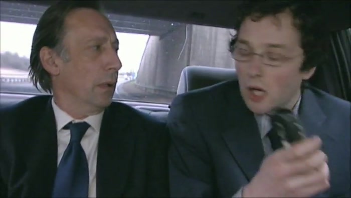 - I CAN'T DO THIS. - YOU'VE GOT TO DO THIS. 