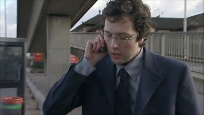 - NO. - WHAT'S GOING ON, OLLY.? 