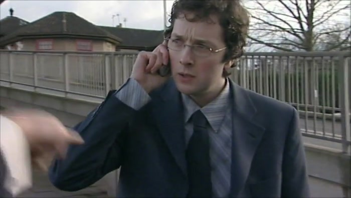 - NO. - WHAT'S GOING ON, OLLY.? 