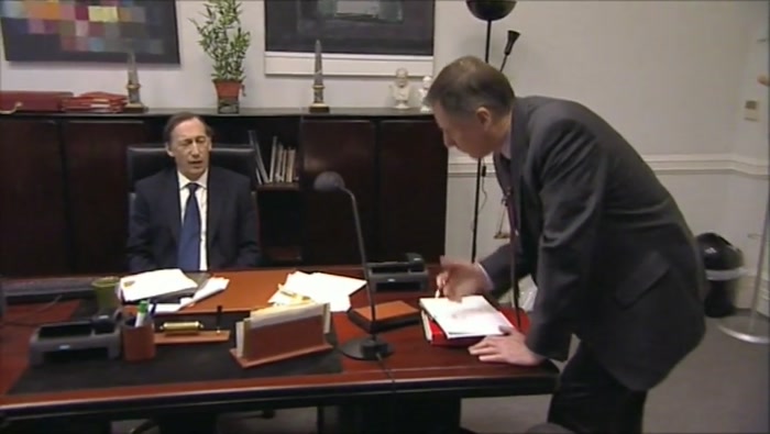 - HE'S SORT OF CONTEMPTUOUS. - THE DRIVER? 
