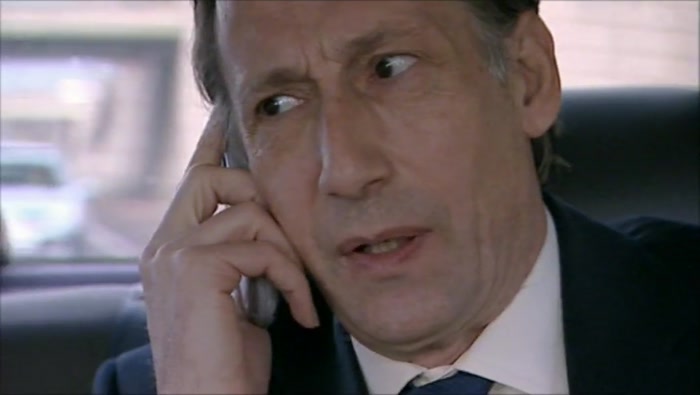 - MAL... MALCOLM... - YOU DON'T SEEM TO UNDERSTAND 