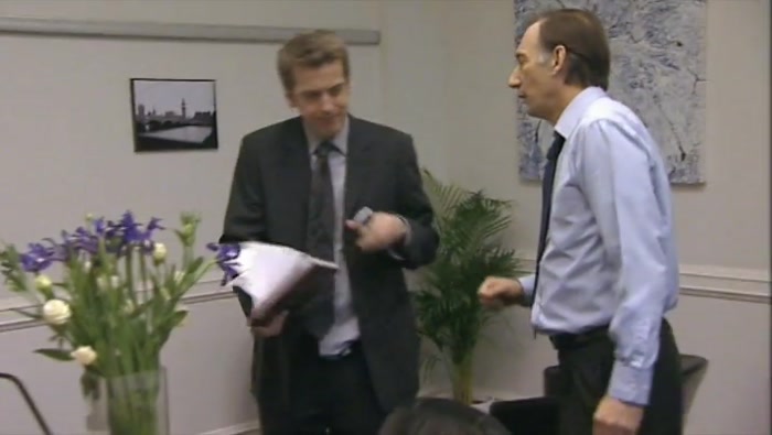 - SHE'S SHIT. - I WOULDN'T GO THAT FAR. 