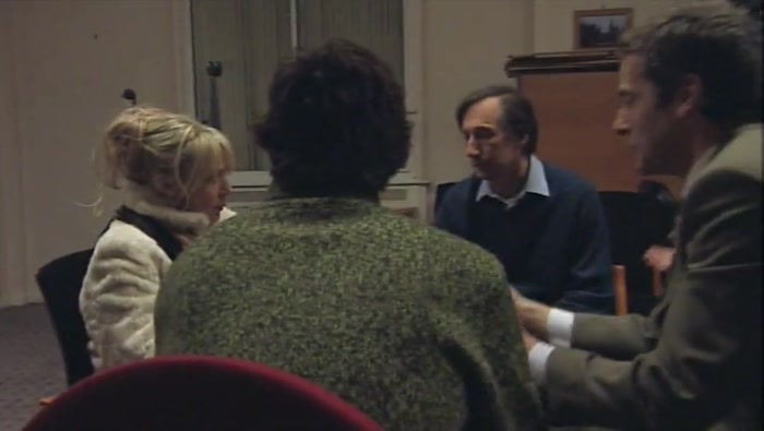 - THE JOURNALIST THAT YOU TOLD YOUR STORY TO. - I...I DIDN'T...I DIDN'T TALK TO ANY JOURNALIST. 