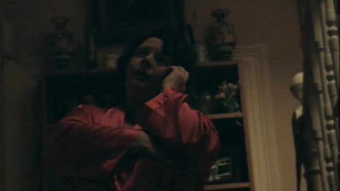 - HUGH, IT'S TERRI. - YEAH, HELLO. 