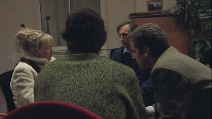 - THE JOURNALIST THAT YOU TOLD YOUR STORY TO. - I...I DIDN'T...I DIDN'T TALK TO ANY JOURNALIST. 