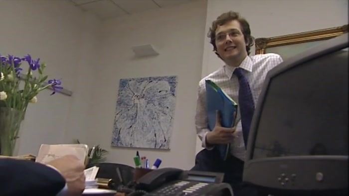 OLLY, COULD YOU GET ME ANOTHER COFFEE?  