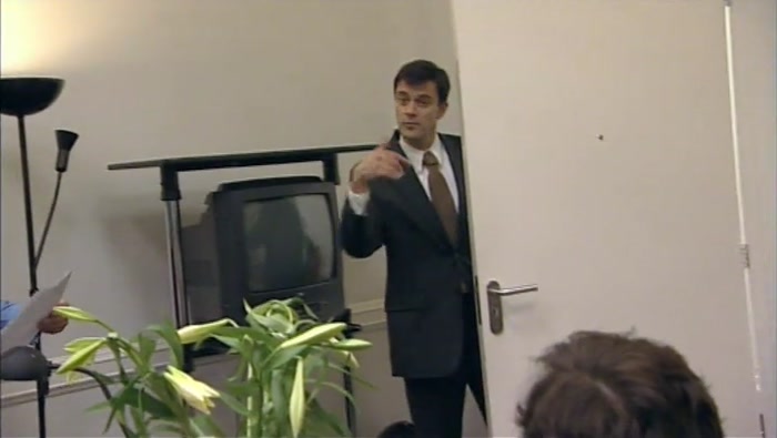 - CAN YOU PHONE ME ABOUT GMTV LATER? - (TERRI) YES. SEE YOU. WELL DONE. 