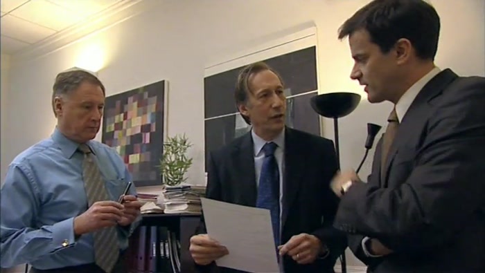 - UM, I'VE GOT SOME STUFF I NEED TO... - FINE, FINE. CARRY ON. 
