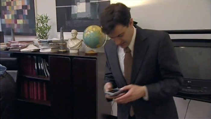- AND THAT'S ALL I WAS DOING. - (PHONE) 