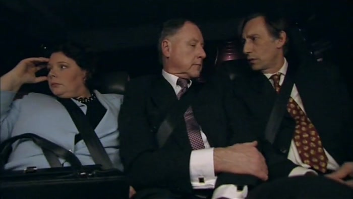 - WHAT, DO I LOOK LIKE A BLOODY SALES REP? - NO, NO, NO, NO, IT'S FINE. 