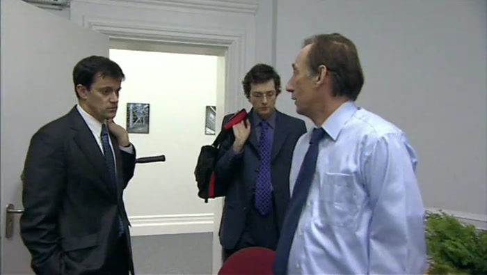 - YEAH. - WERE YOU ON A LADDER? 