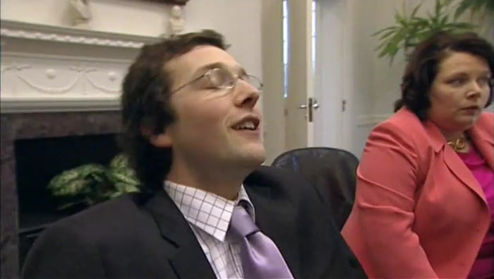 - NO, IT'S JUST A LITTLE... - DO YOU KNOW THE INVISIBLE LINE? 