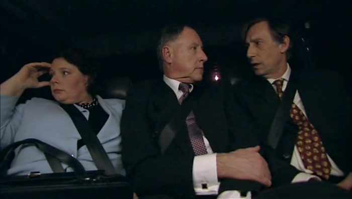 - WHAT, DO I LOOK LIKE A BLOODY SALES REP? - NO, NO, NO, NO, IT'S FINE. 