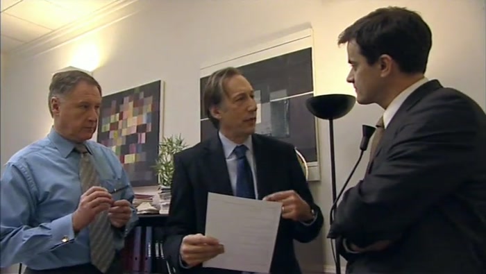- UM, I'VE GOT SOME STUFF I NEED TO... - FINE, FINE. CARRY ON. 