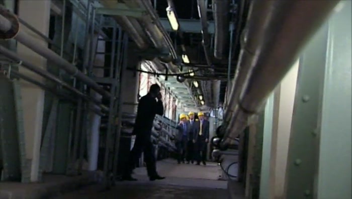 - THIS IS BRILLIANT. I LOVE THESE PIPES. - AH, HUGH? 