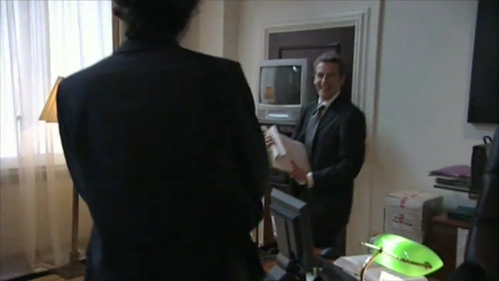 - THANKS, MALCOLM... - HORACE! RIGHT, OK... 