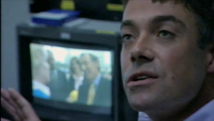 MALCOLM, THIS IS A TRADITIONAL, OLD-FASHIONED NEWS STORY, CALLED ''MINISTER LOOKS A TIT''. 