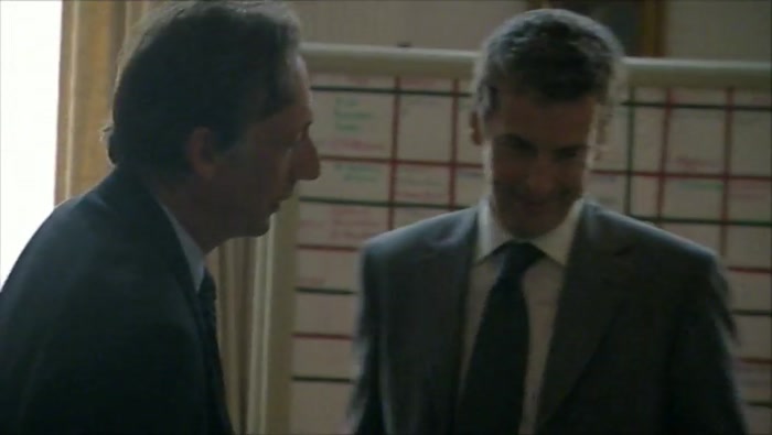  YOU'RE LOOKING FOR MOUTH-TO-MOUTH  IN THE RESHUFFLE. I DON'T KNOW ANYTHING. 