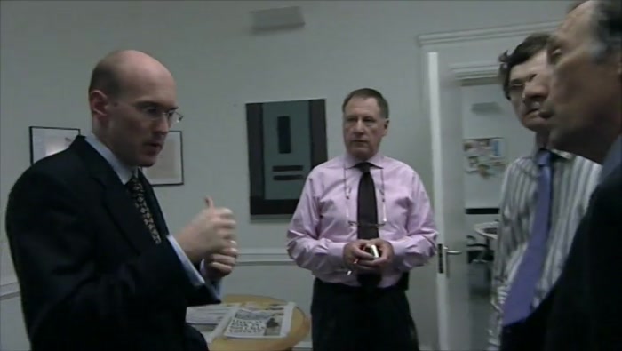 IT'S PAUL WEBSTER, US ECONOMICS SECRETARY  OF STATE. HE'S UNEXPECTEDLY COMING OVER. 
