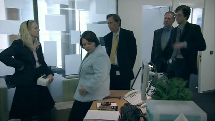 - HOW IS THE... - I'M ACTUALLY IN A BIT OF A STATE HERE. 