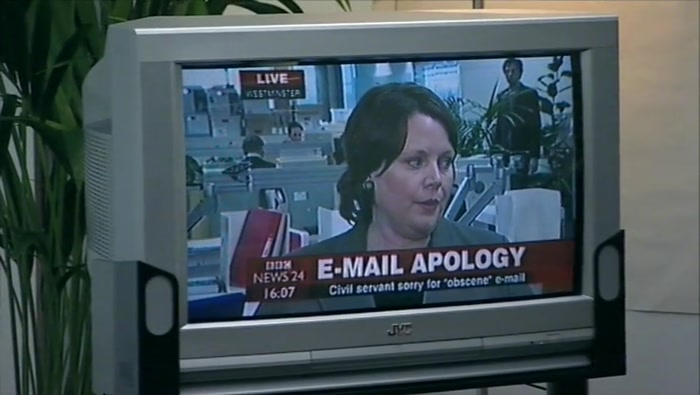 - WHAT THE HELL'S HE... - TWAT! 