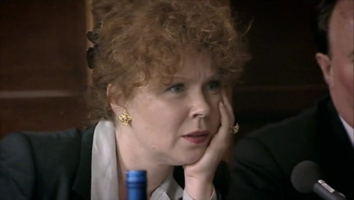 I'M PRETTY GOOD. IF I SEE A PICTURE OF THE QUEEN, I CAN PUT A NAME TO A FACE. 