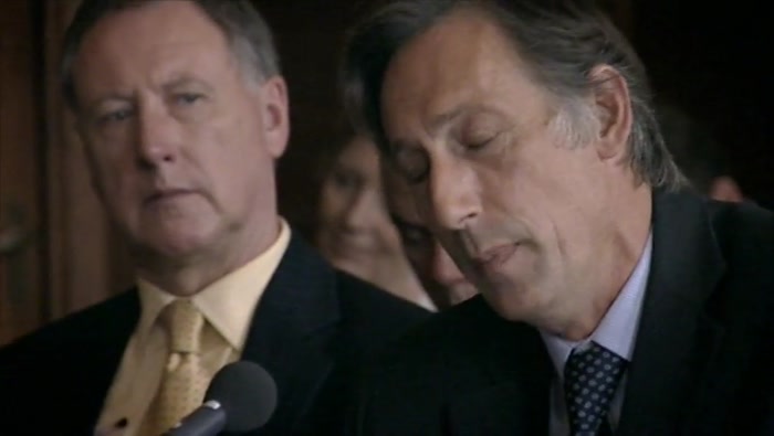 - I...I...I SLIGHTLY MISLED... - YOU COMPLETELY MISLED. 