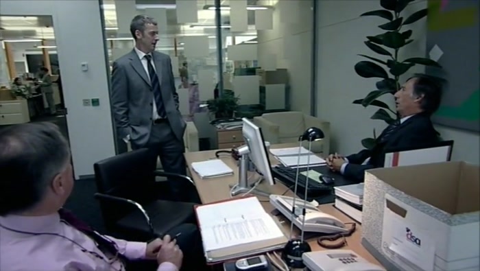 - YES. - SHE ALWAYS REMEMBERS THE LITTLE PEOPLE. 