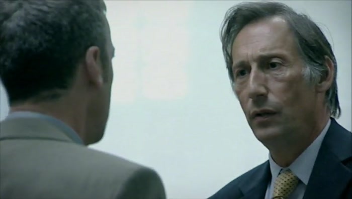 - I CAN'T. I DON'T KNOW HE'S DOING IT. - HUGH, GO AND GET OLLY AND GLENN IN HERE. 