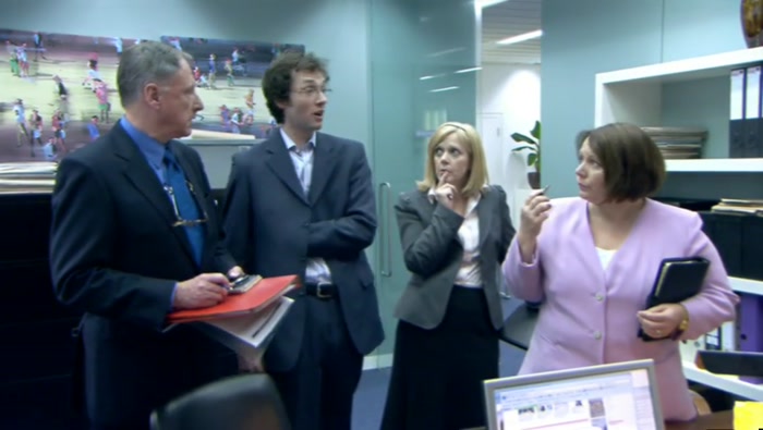 *WOOO, WE'VE LOST  THE IMMIGRATION FIGURES.* 