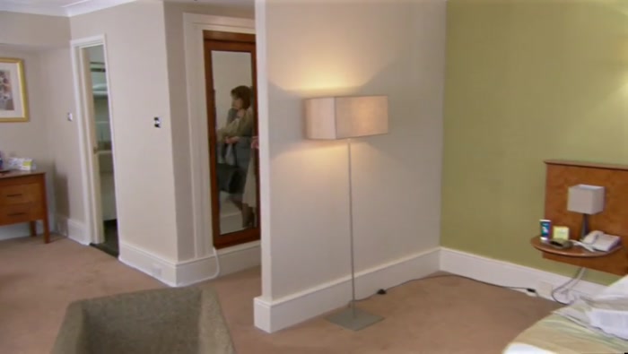 - COME IN, LADIES. - HOME AGAIN, HOME AGAIN. JIGGETY-JIG. 