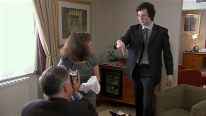 - FORWARD. IS IT FORWARD? - FORWARDS. YEAH, FORWARDS. 