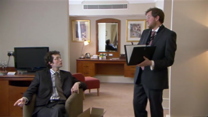 - I DON'T KNOW WHAT IT IS. - NO? 