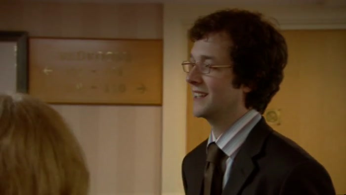 I KNOW HE LOOKS A BIT LIKE AN ANOREXIC LEO SAYER THERE, BUT... 