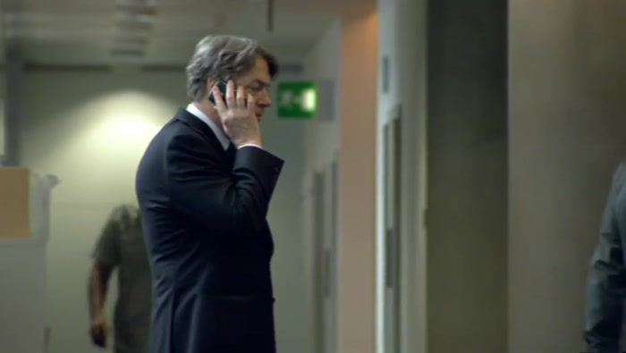 AH, STEWART, WHAT FLAVOUR OF NUT BROWN PISS ARE YOU GOING TO POUR INTO MY EAR? 