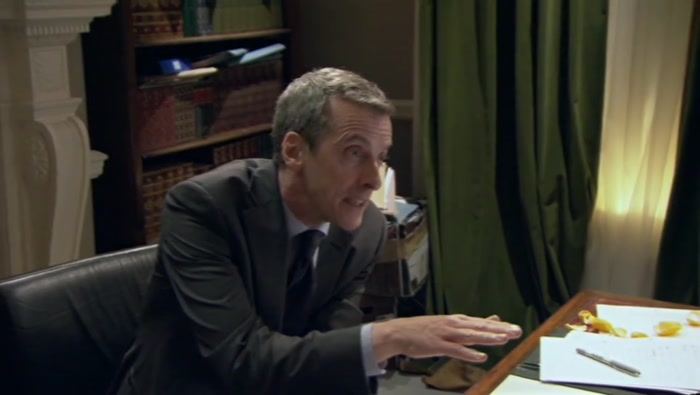 IT DOESN'T... HEY, HEY, HEY, COME ON, LOOK. 