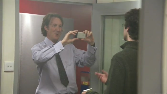 - NO, PUT THE FUCKING... - HEY, NEW DESKTOP PICTURE HERE. 