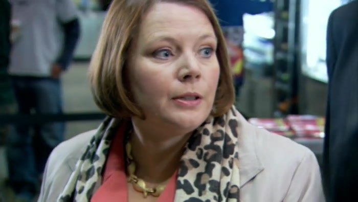 THAT SIMON MAYO DOESN'T GET ON WITH.  