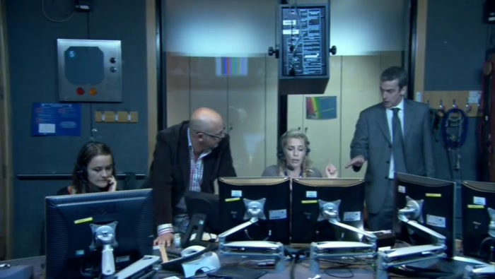 - MALCOLM'S RIGHT, I DECIDE WHAT IS NEWS. - ABSOLUTELY. 
