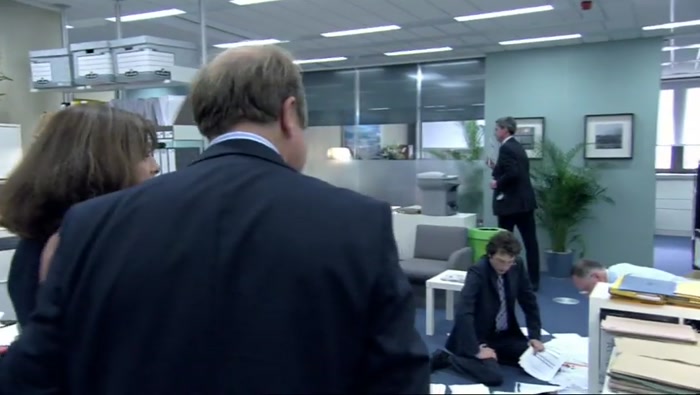 IT'S NOT EASY, STEVE, AS YOU CAN SEE. 