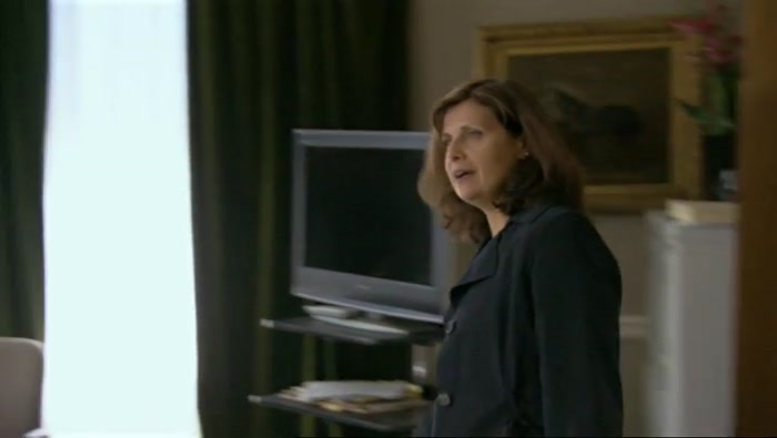 - WHAT THE HELL'S GOING ON HERE? - IN 20 MINUTES' TIME, 
