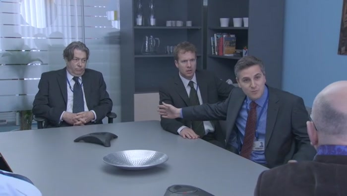 PETER CAN'T EVEN RIGHT CLICK A FUCKING MOUSE. 