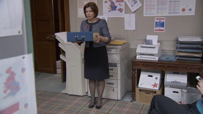 I'M ONLY INTERESTED IN WORKING OUT WHICH OF MY FEET IS WHICH. 